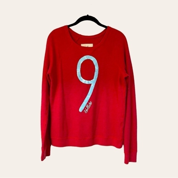 HOLLISTER, RED, LIGHTWEIGHT SWEATSHIRT WITH BANDED BOTTOM. SEQUINED #9. SIZE M. - Picture 1 of 4